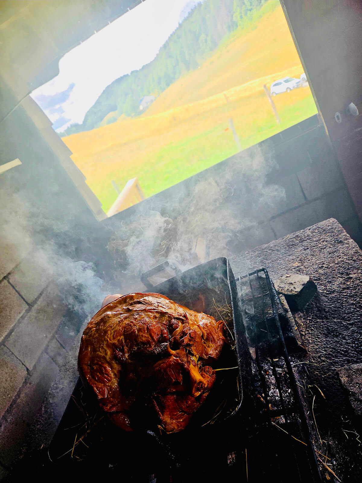 traditionnel jambon foin - cuisine "fait-maison" Auberge la guienette haut jura